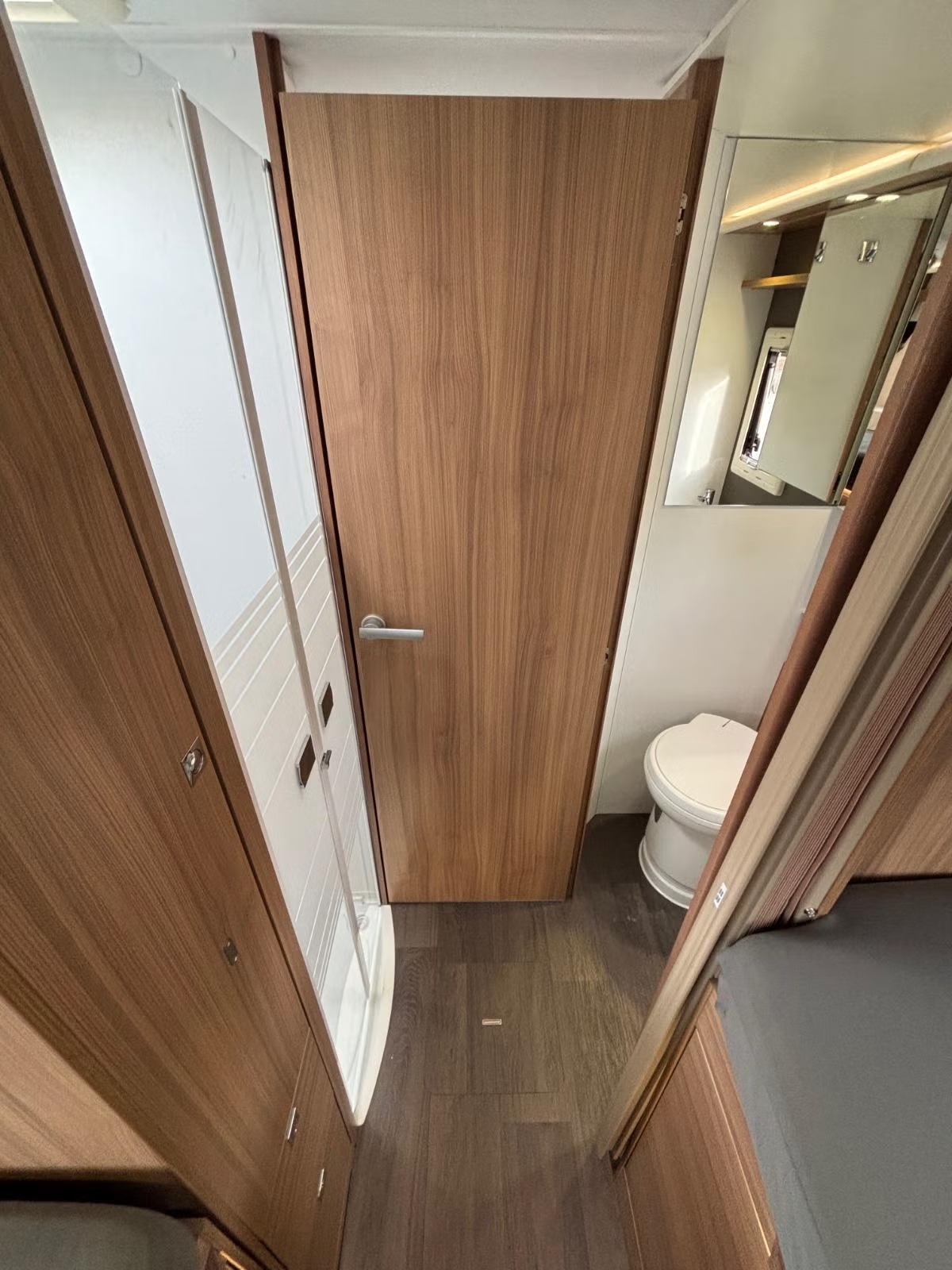 ADRIA CORAL S 670DL - Image 18