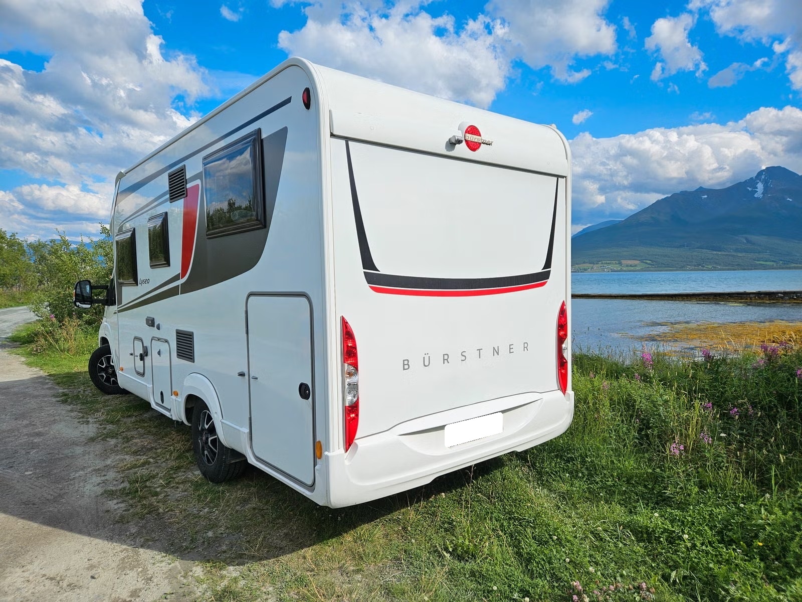 BÜRSTNER LYSEO PRIVILEGE TD 690 G - Image 3