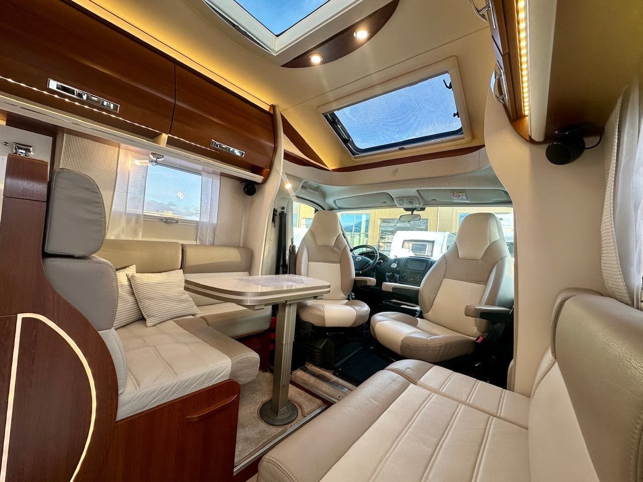 RAPIDO S6 665F - Image 11