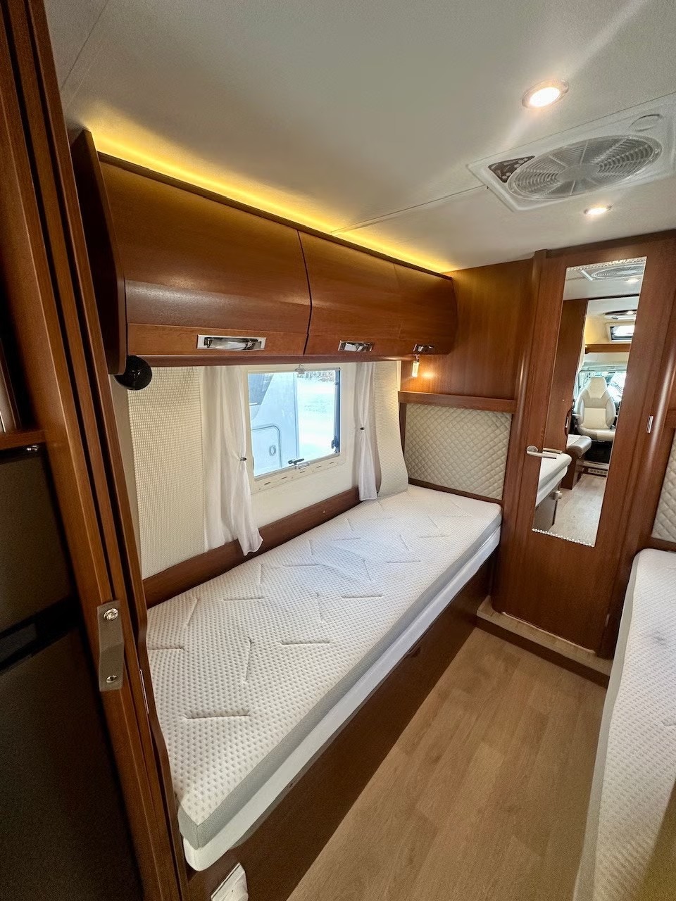 RAPIDO S6 665F - Image 16