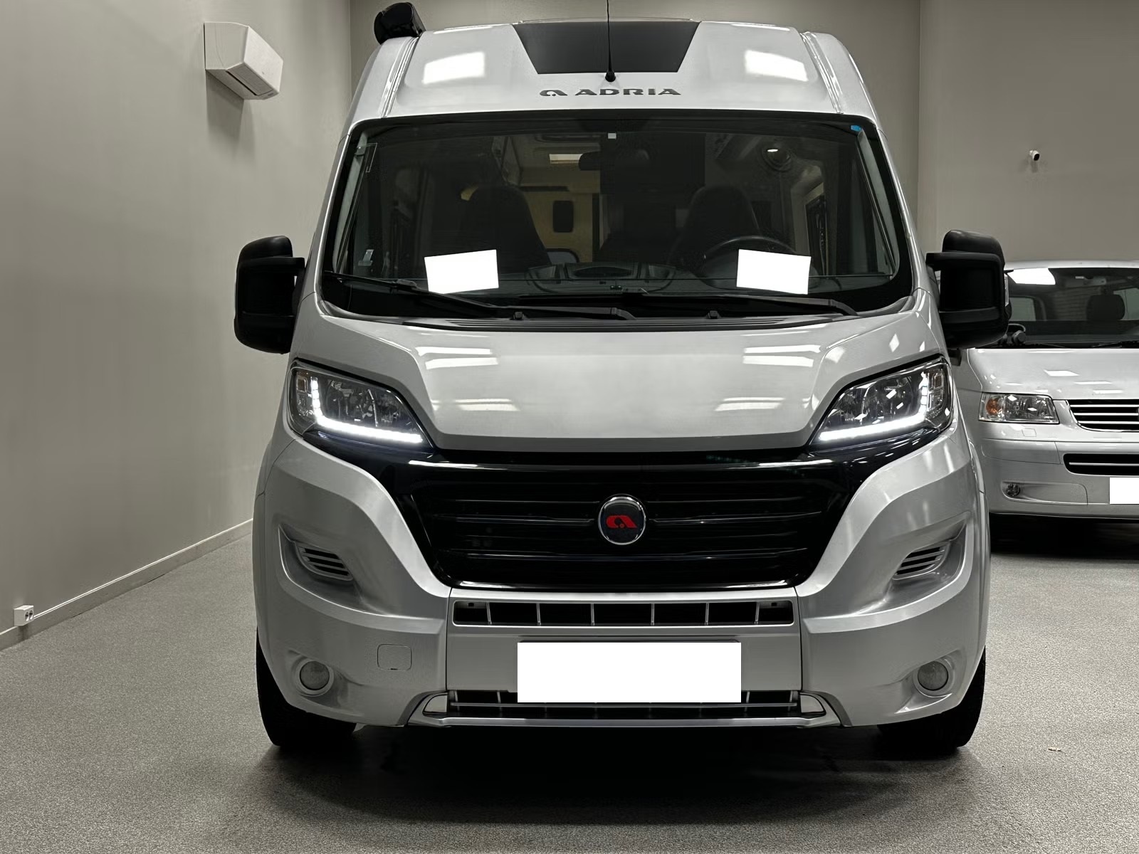 ADRIA TWIN 600 SPT - Image 3