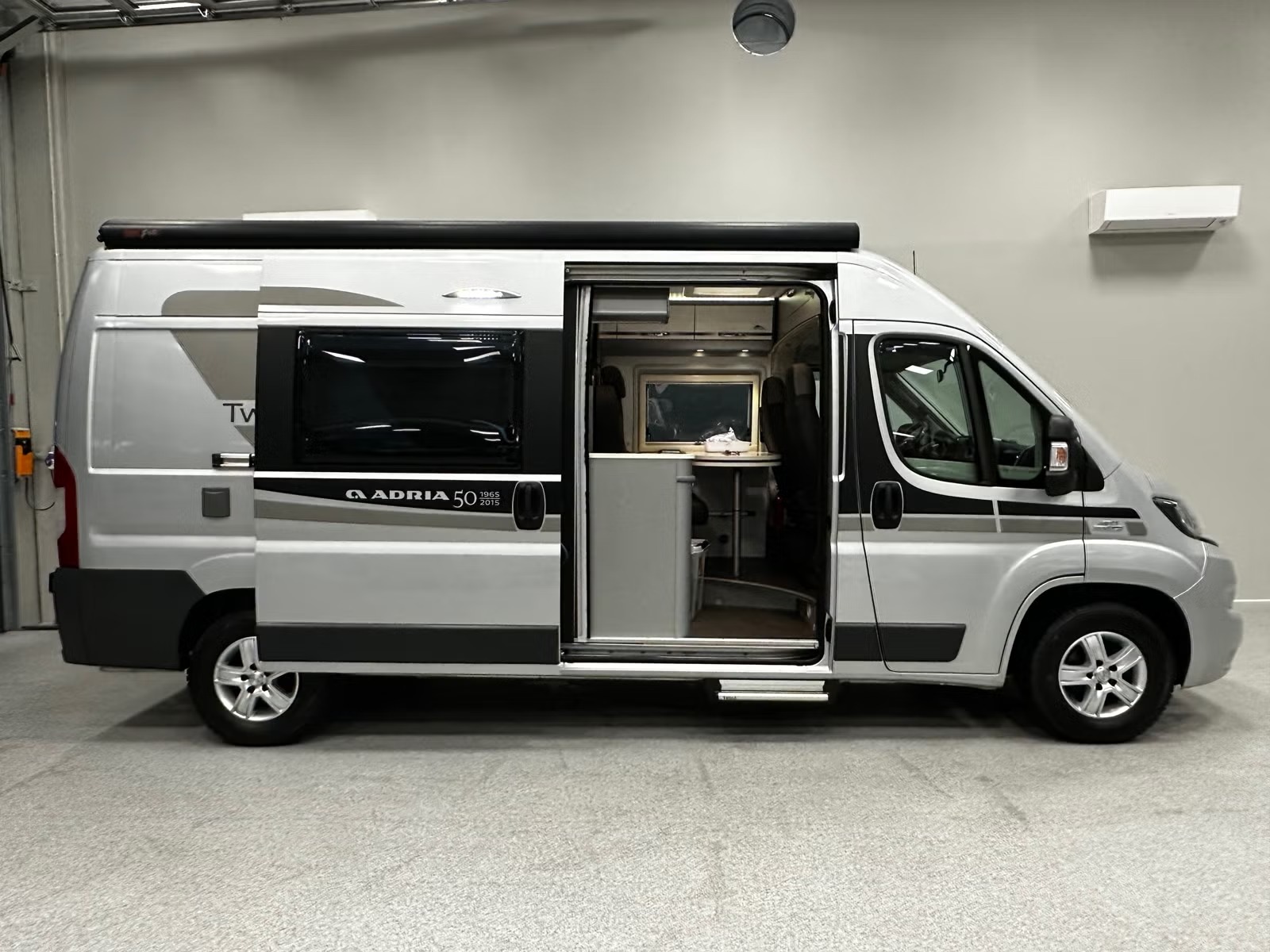 ADRIA TWIN 600 SPT - Image 5