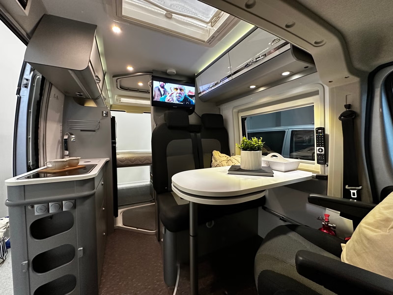 ADRIA TWIN 600 SPT - Image 13