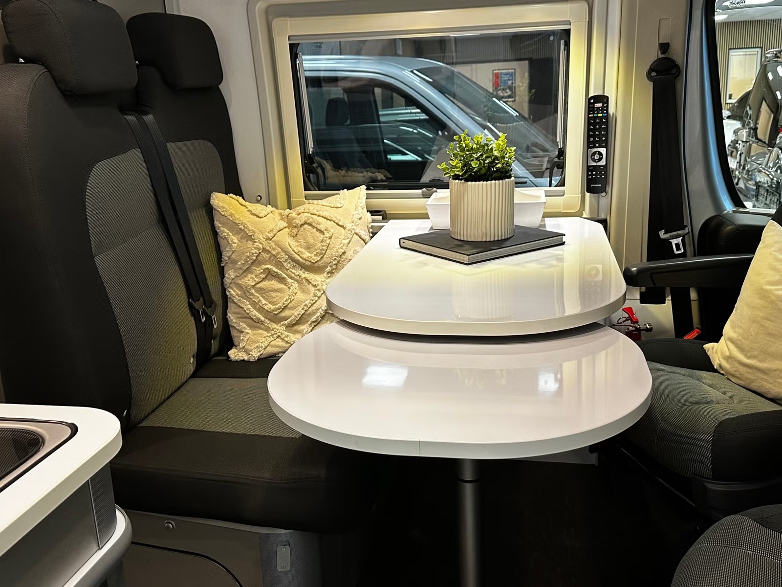 ADRIA TWIN 600 SPT - Image 14