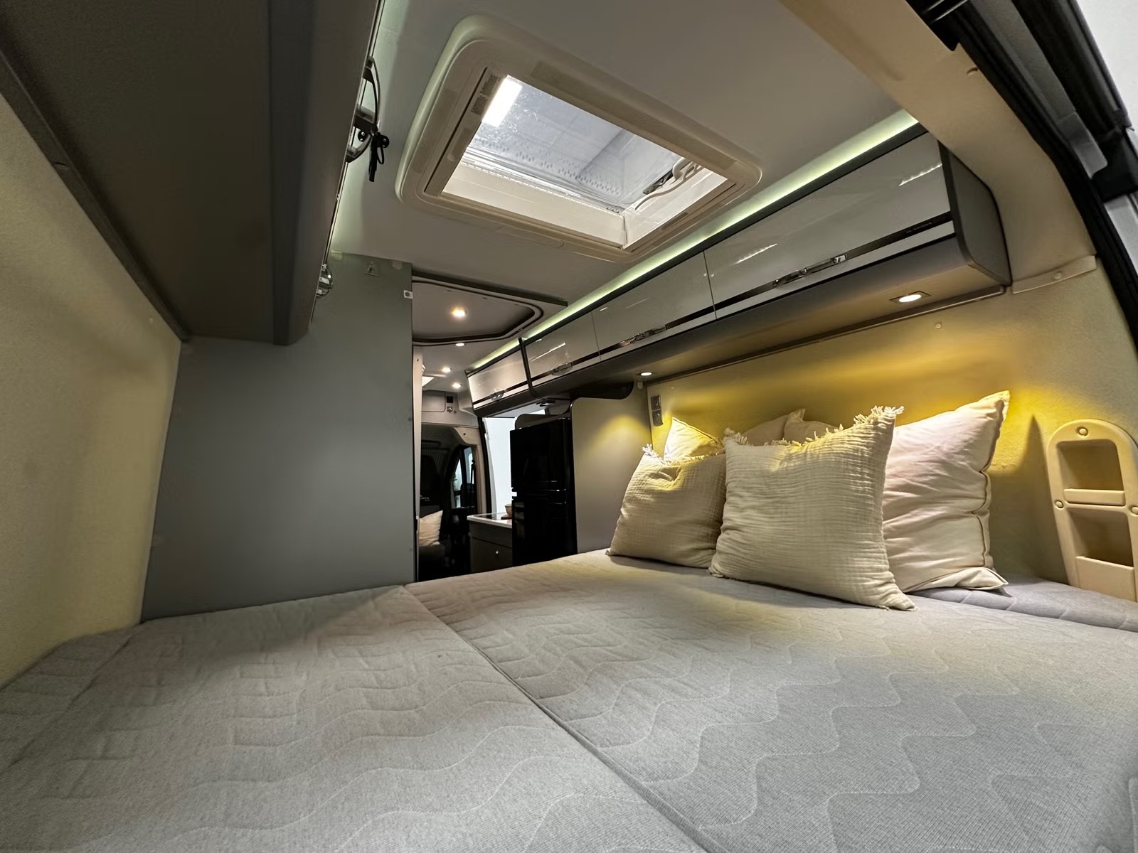ADRIA TWIN 600 SPT - Image 17