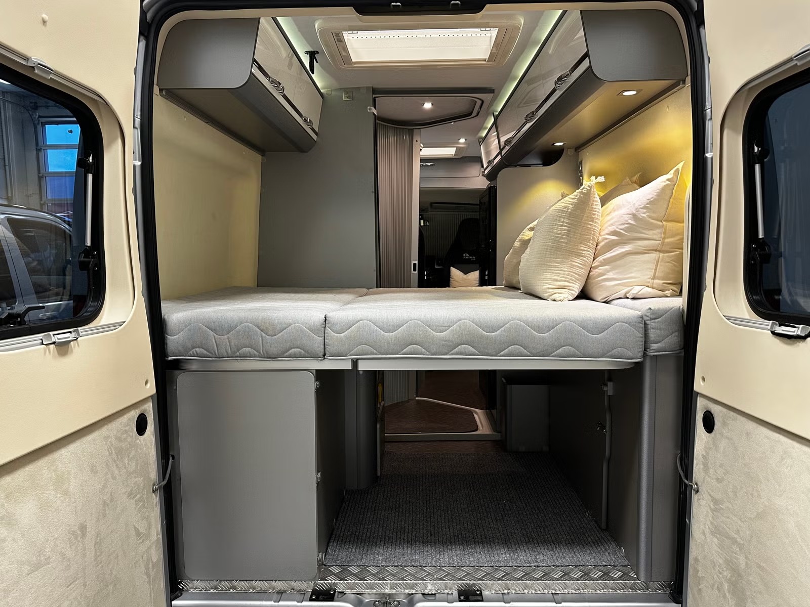 ADRIA TWIN 600 SPT - Image 18