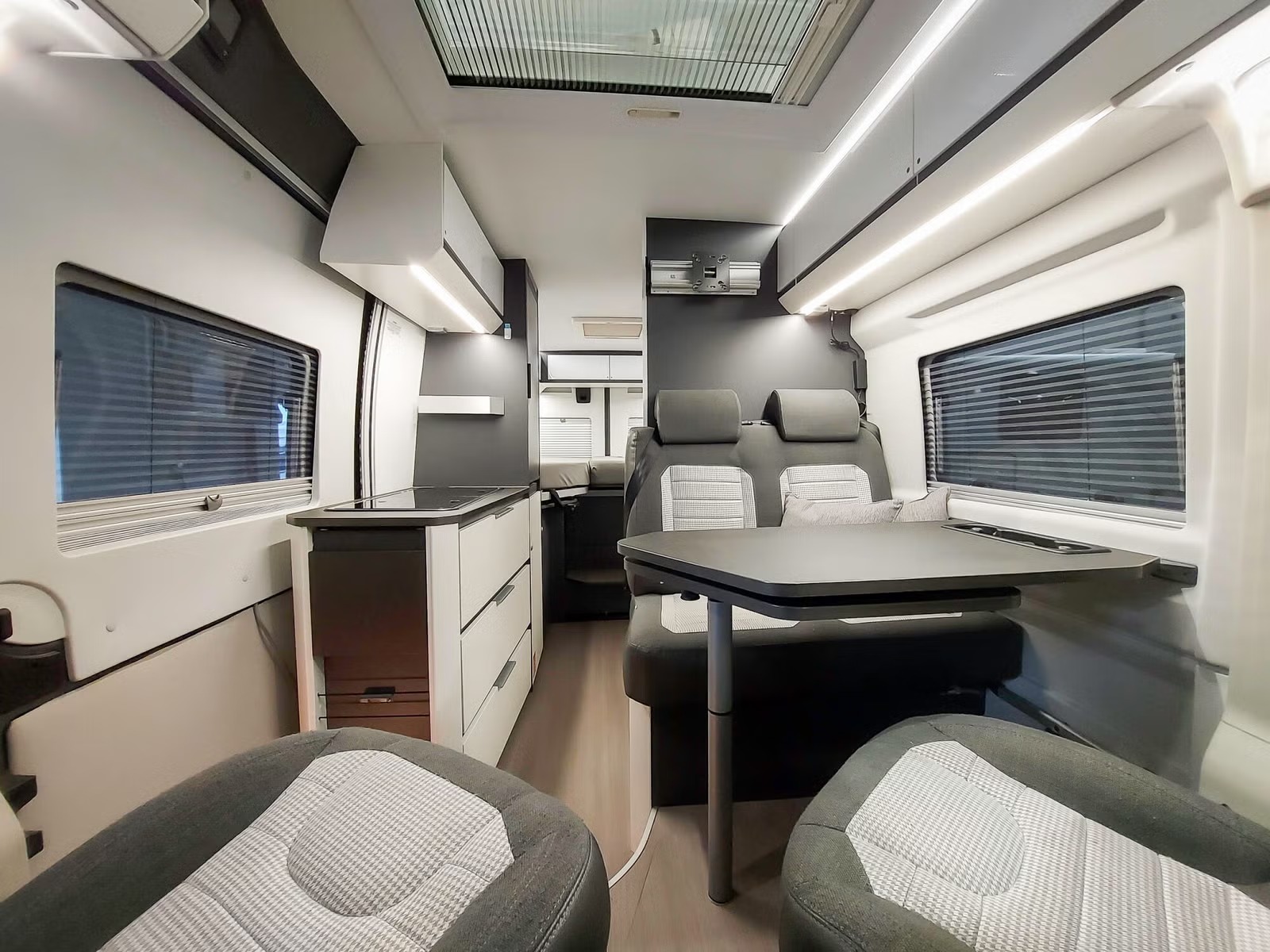 ADRIA TWIN 640 SLB SUPREME - Image 6