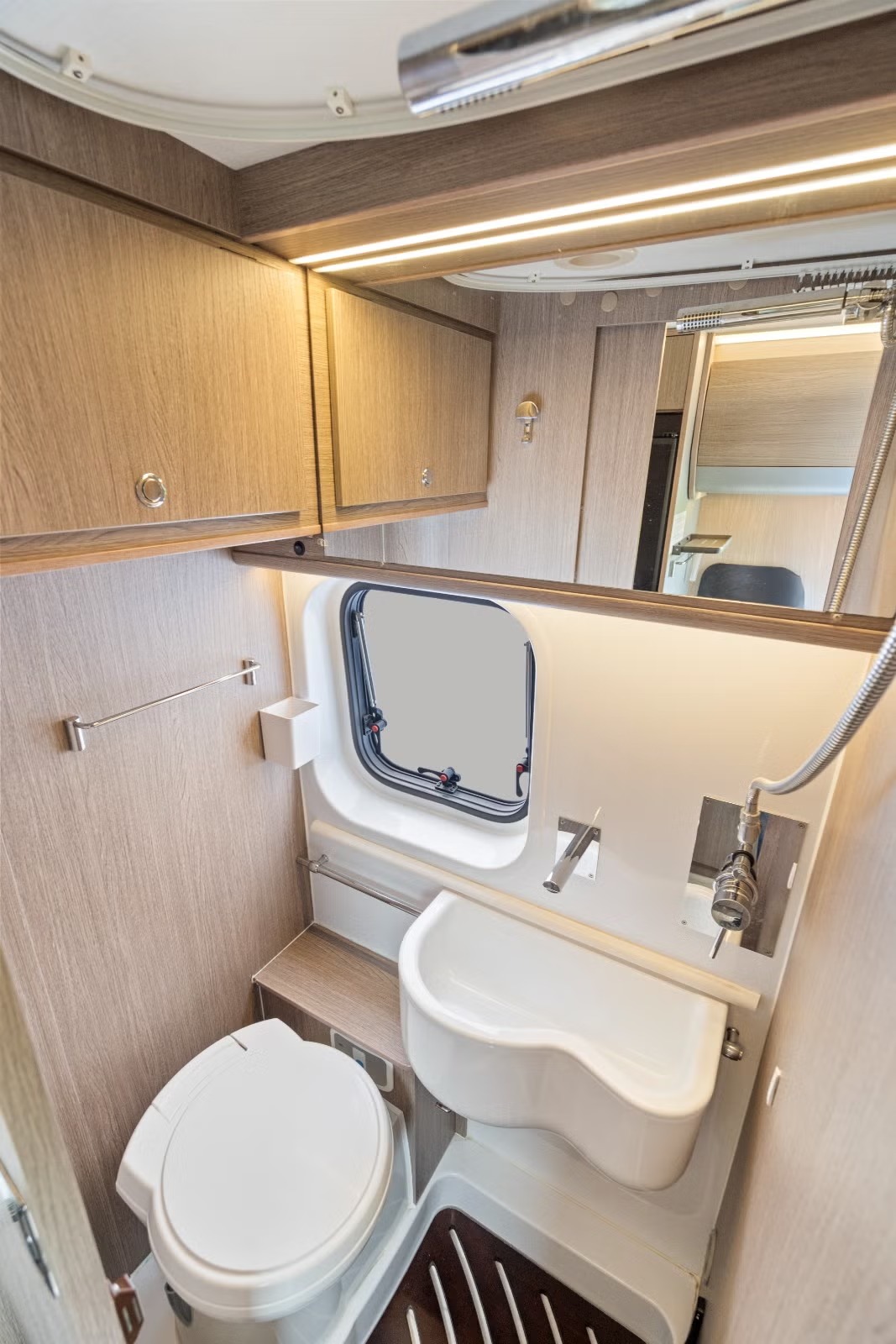 CHALLENGER VANY V114 - 04 COUCHAGES - Image 18