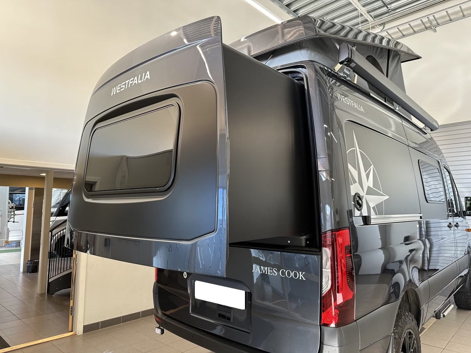 WESTFALIA JAMES COOK 600 E SLIDE-OUT 04 COUCHAGES - Image 6