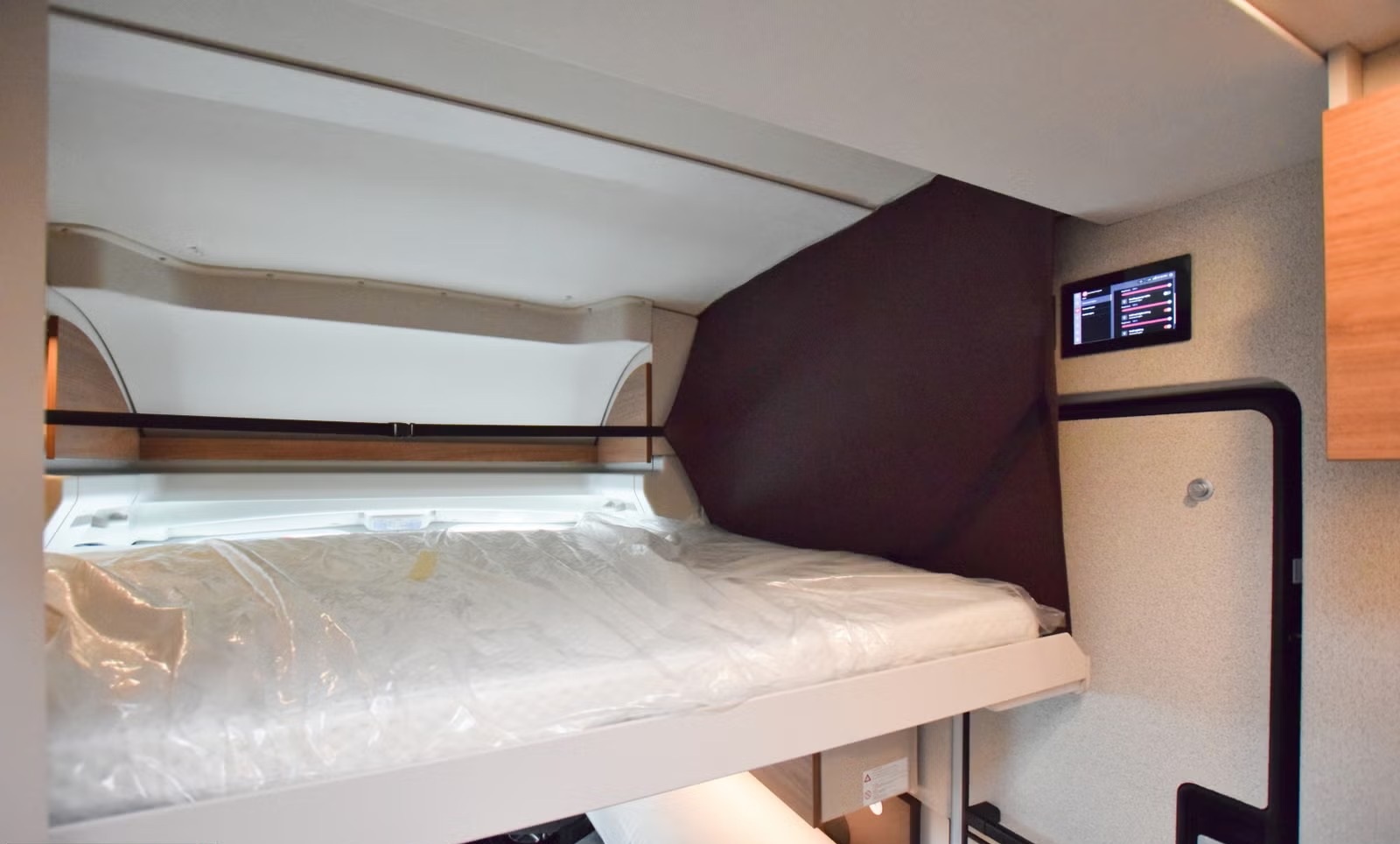 BÜRSTNER SIGNATURE SFT 7.5 - Image 18