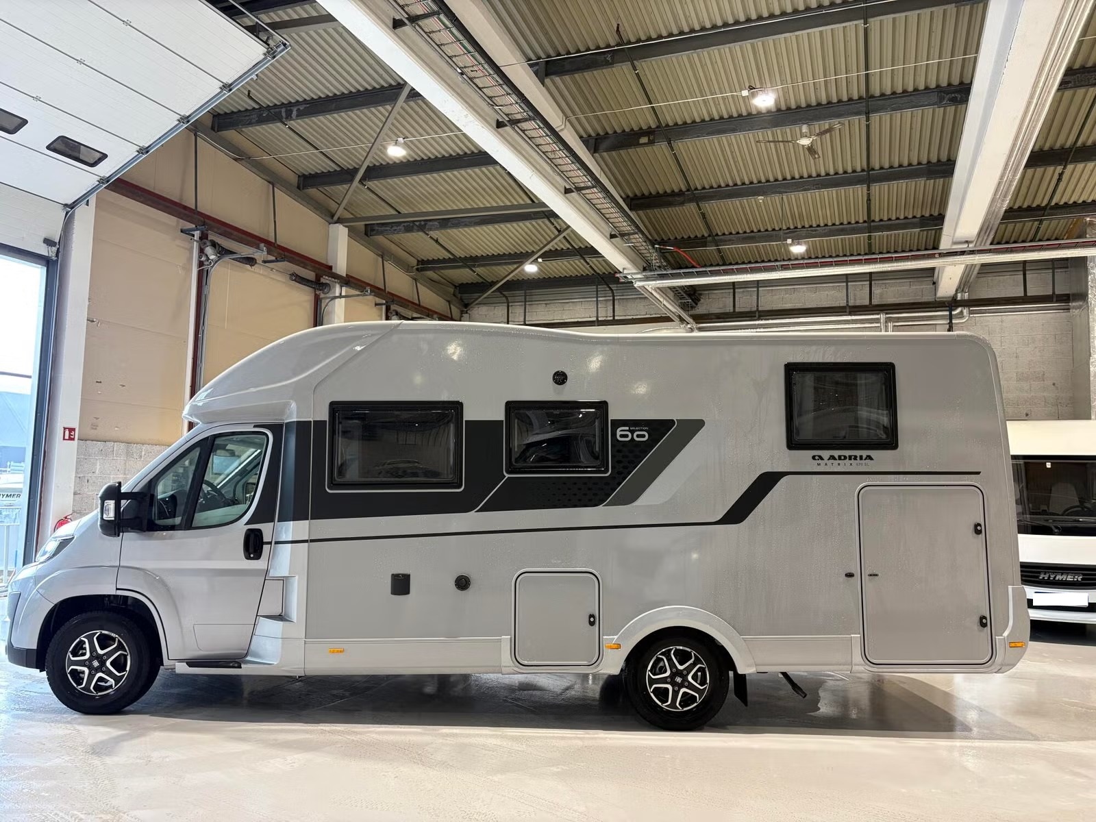 ADRIA MATRIX 670SL 60Y - Image 2