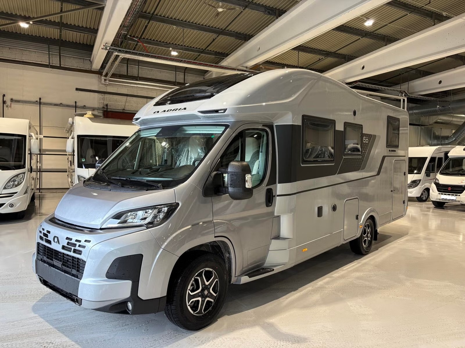 ADRIA MATRIX 670SL 60Y - Image 4