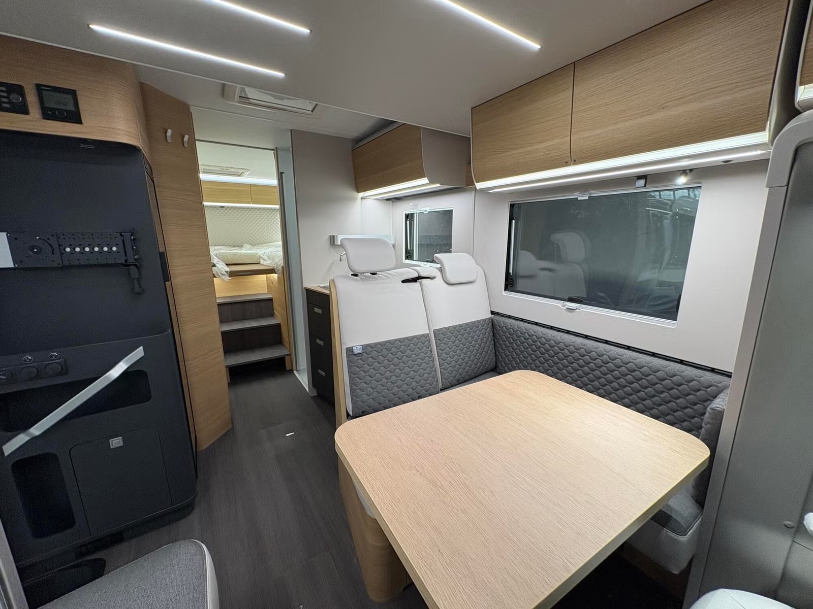 ADRIA MATRIX 670SL 60Y - Image 10