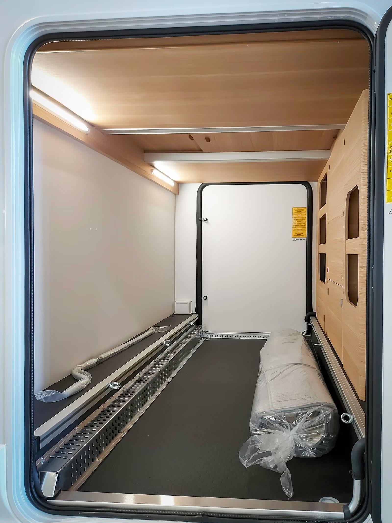 ADRIA SONIC 700 SL - Image 6