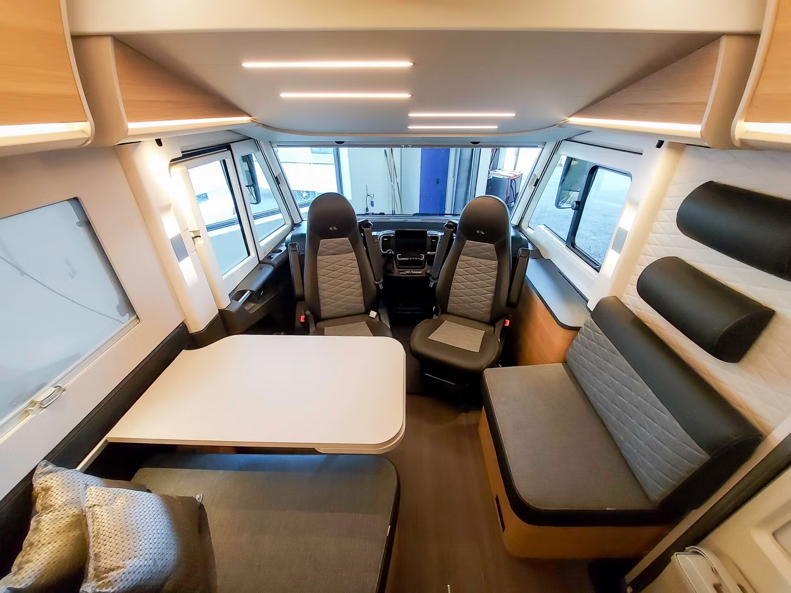 ADRIA SONIC 700 SL - Image 8