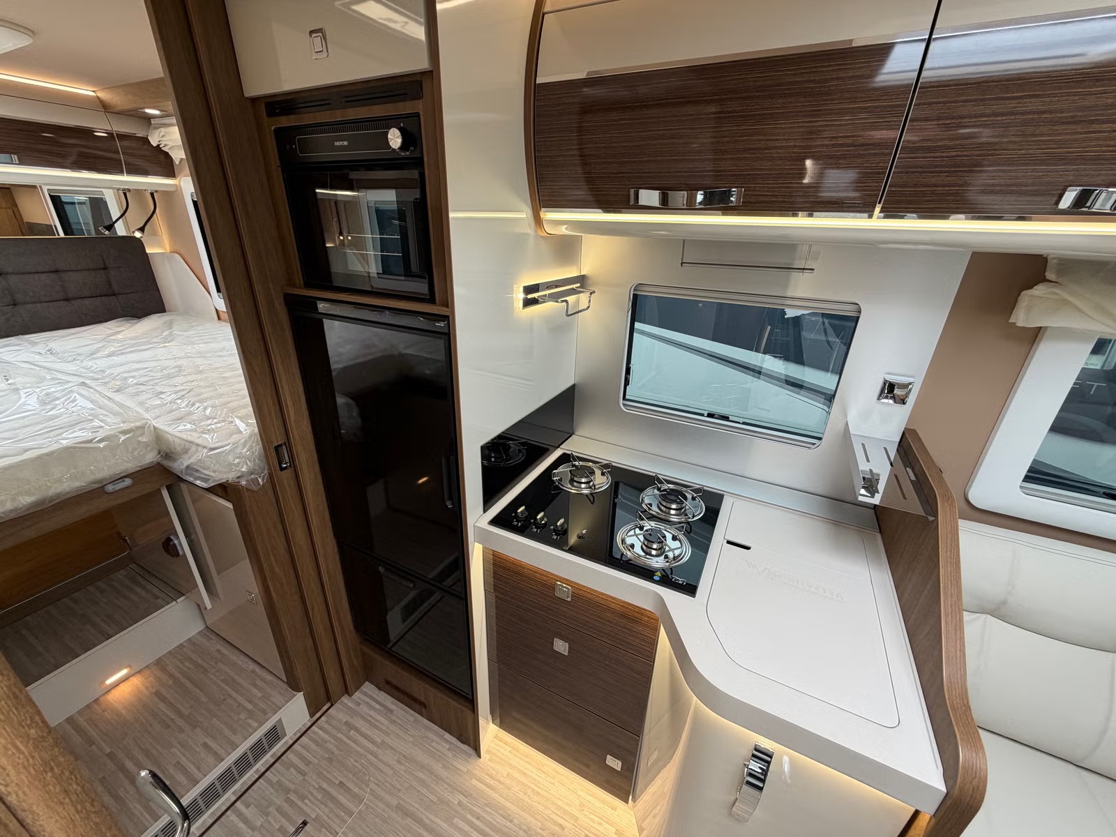 MOBILVETTA K-YACHT TEKNO LINE 64 - Image 9