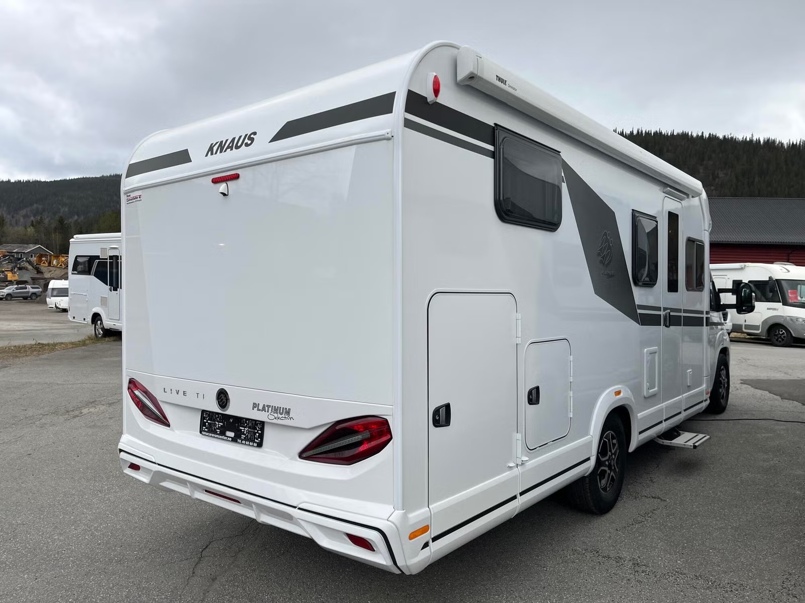 KNAUS LIVE TI 700 MEG PLATINUM - Image 2