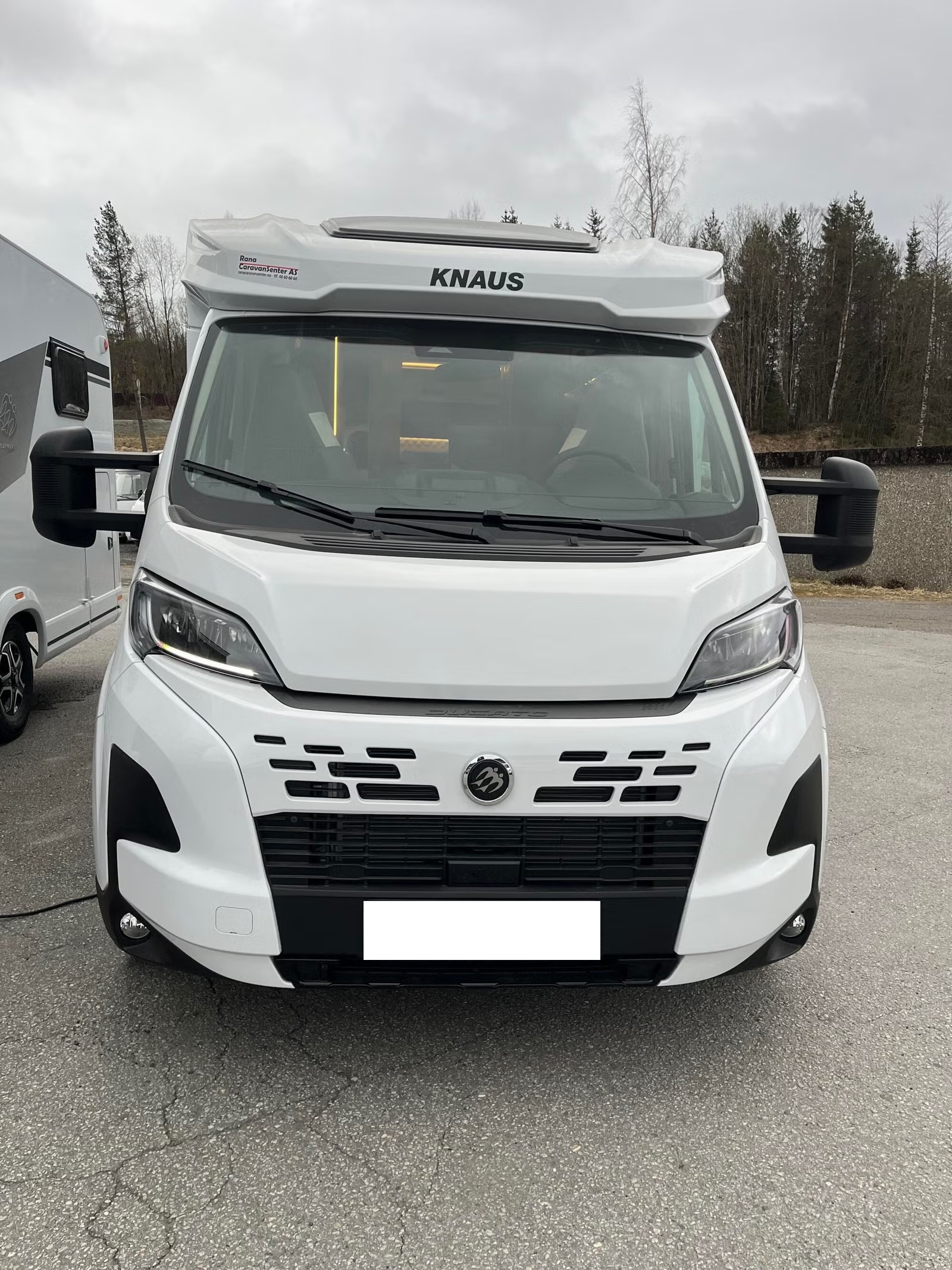 KNAUS LIVE TI 700 MEG PLATINUM - Image 3