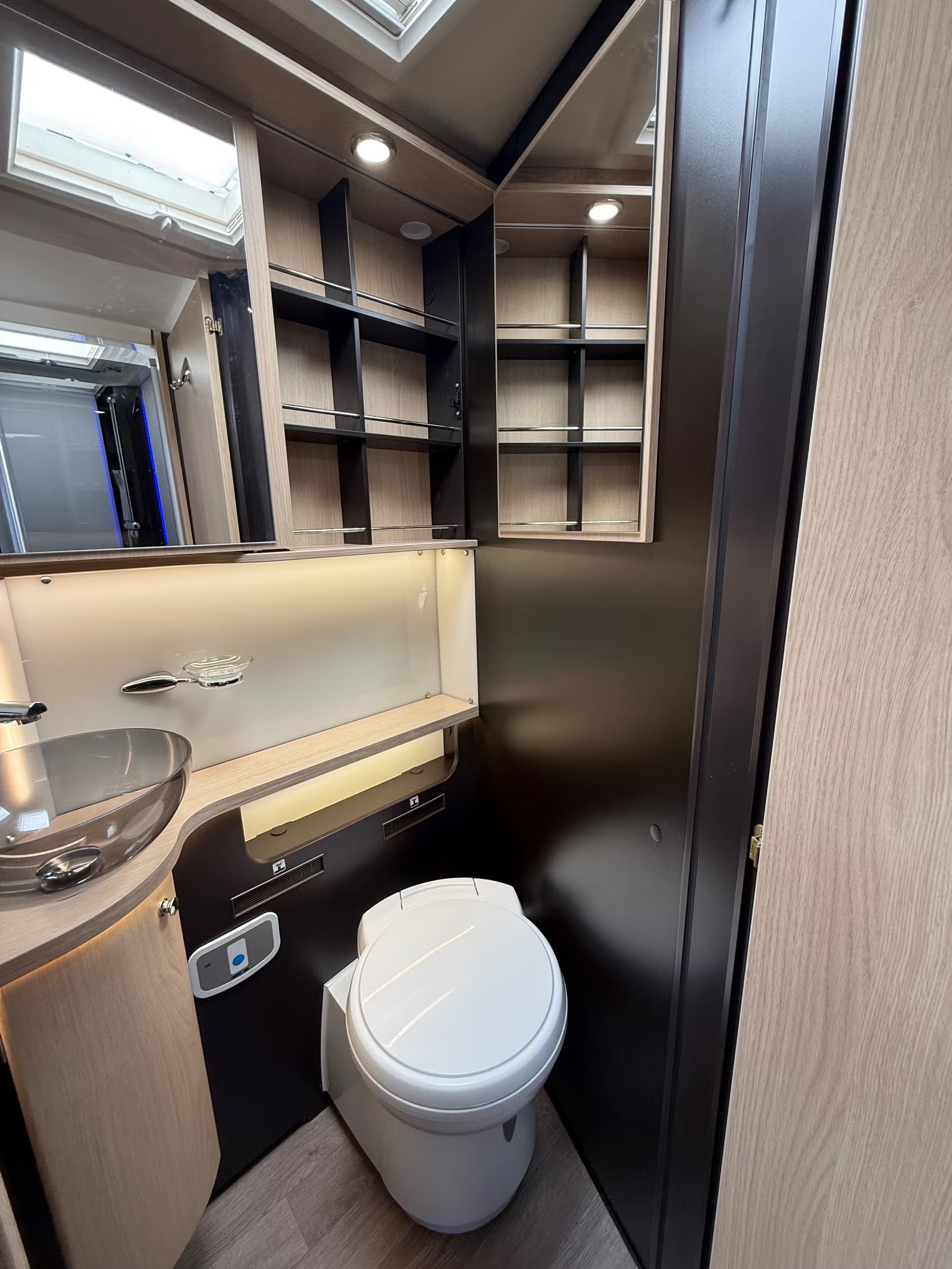 AUTOSTAR PRESTIGE DESIGN EDITION I790 LC - LIT CENTRAL - 4 COUCHAGES - Image 17