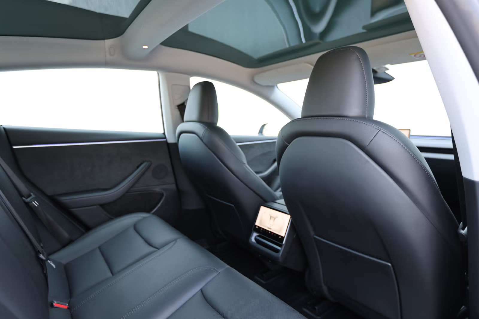 TESLA MODEL 3 HIGHLAND AWD DUAL MOTOR LONG RANGE - Image 6