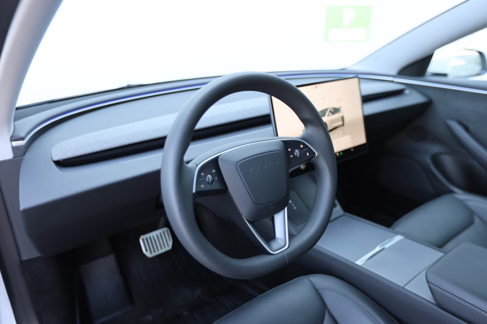 TESLA MODEL 3 HIGHLAND AWD DUAL MOTOR LONG RANGE - Image 11