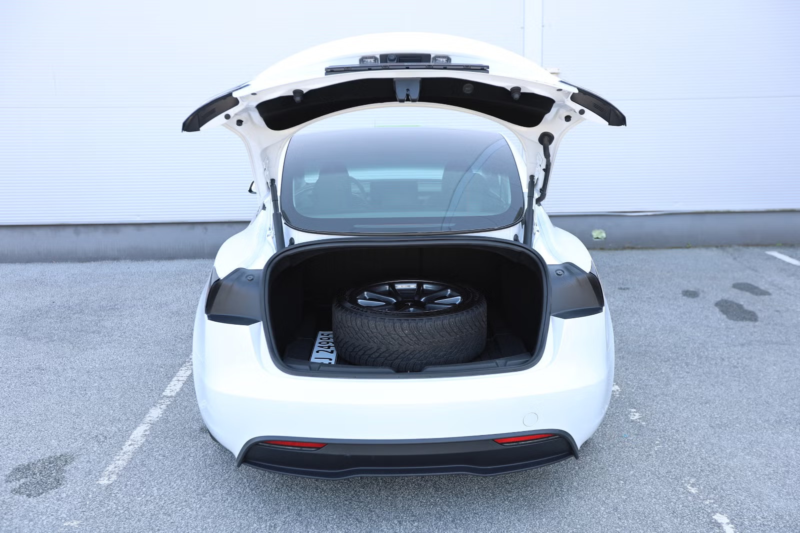 TESLA MODEL 3 HIGHLAND AWD DUAL MOTOR LONG RANGE - Image 14