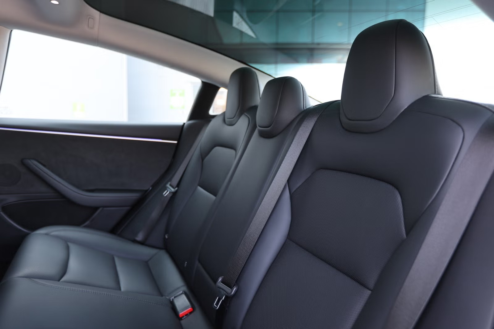 TESLA MODEL 3 HIGHLAND AWD DUAL MOTOR LONG RANGE - Image 16