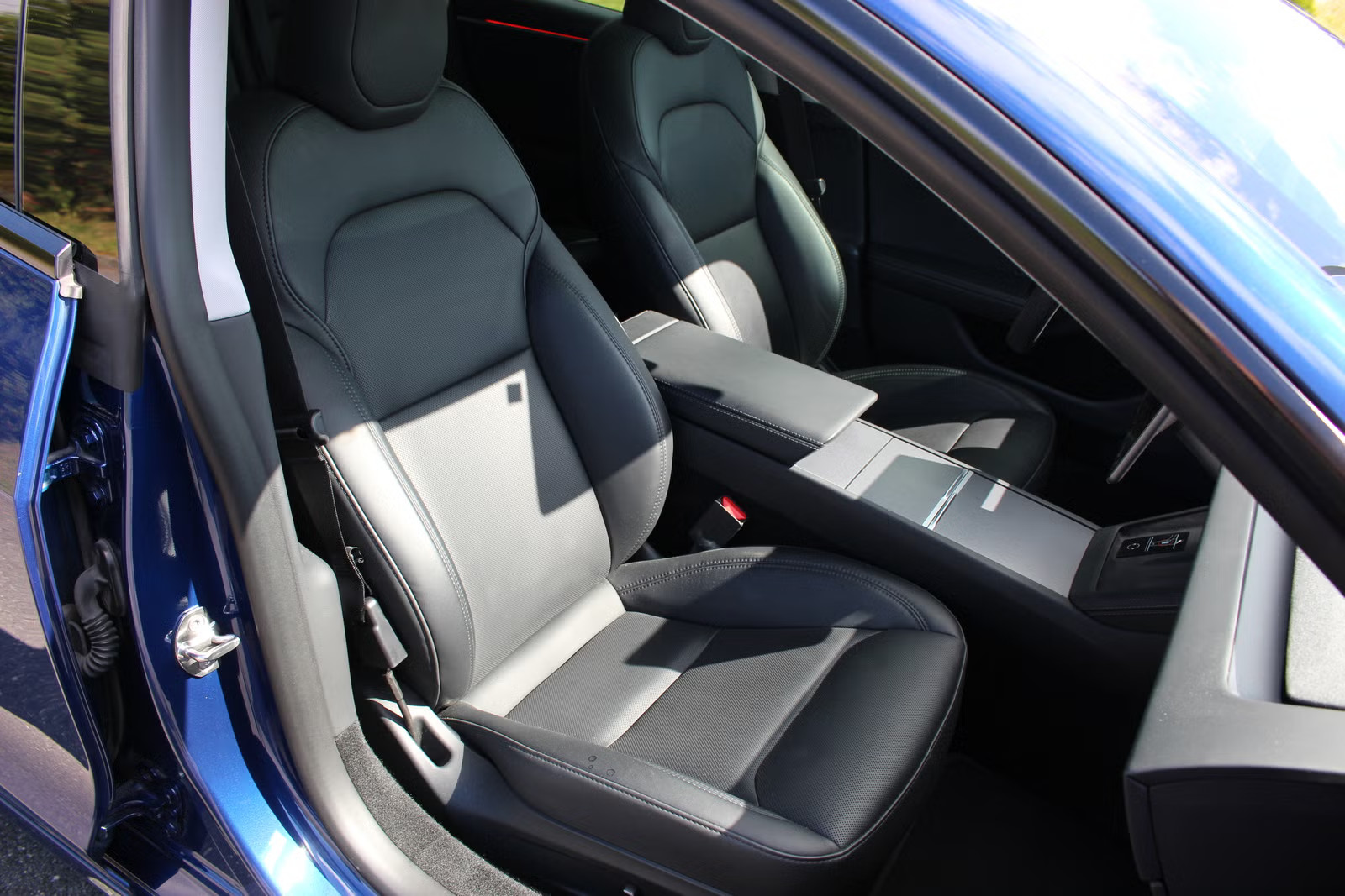 TESLA MODEL 3 HIGHLAND AWD DUAL MOTOR LONG RANGE - Image 12