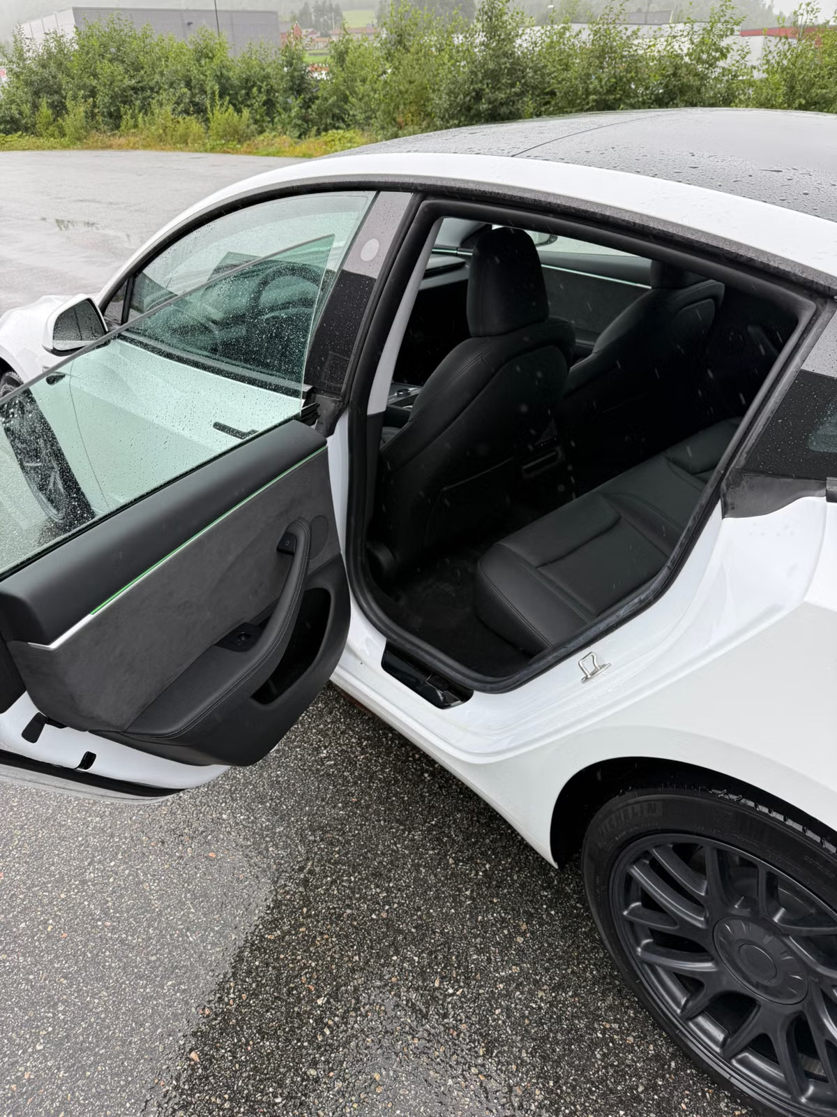 TESLA MODEL 3 HIGHLAND AWD DUAL MOTOR LONG RANGE - Image 14