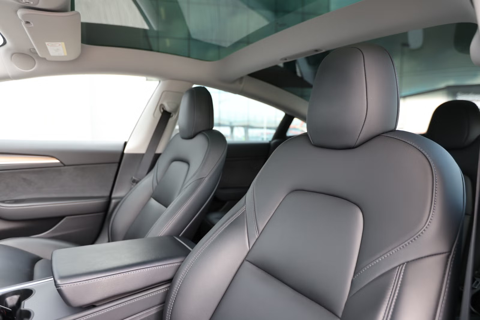TESLA MODEL 3 LONG RANGE DUAL MOTOR FACELIFT - Image 10