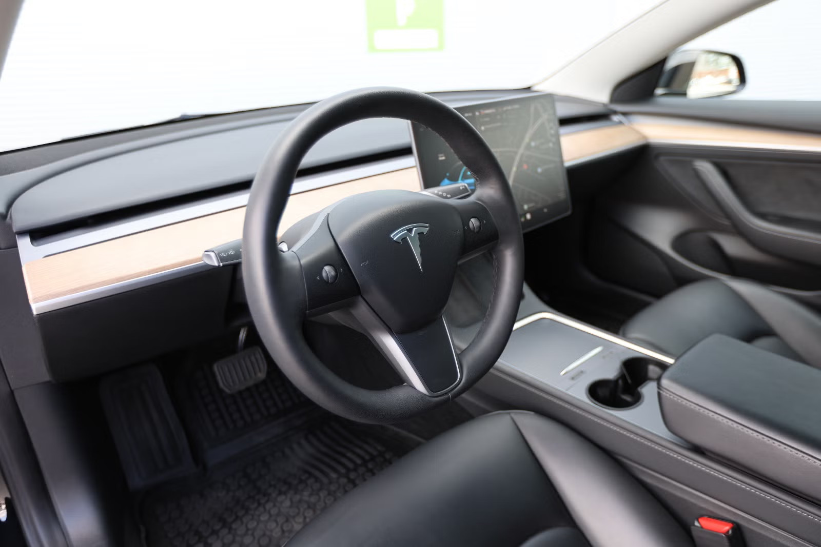 TESLA MODEL 3 LONG RANGE DUAL MOTOR FACELIFT - Image 16