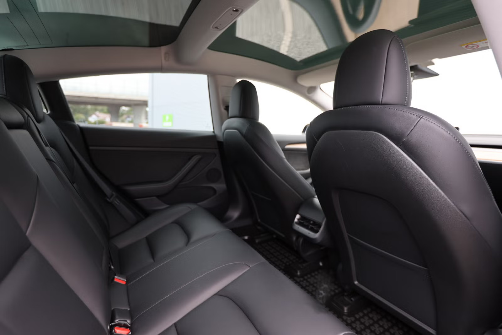 TESLA MODEL 3 LONG RANGE DUAL MOTOR FACELIFT - Image 17