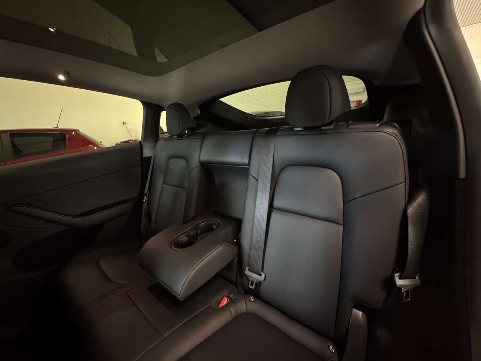 TESLA MODEL Y LONG RANGE  - Image 15