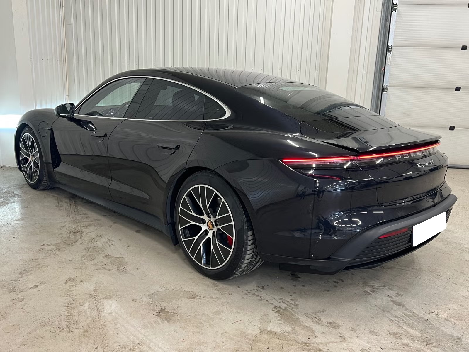 PORSCHE TAYCAN 4S PERFORMANCE PLUS - Image 2