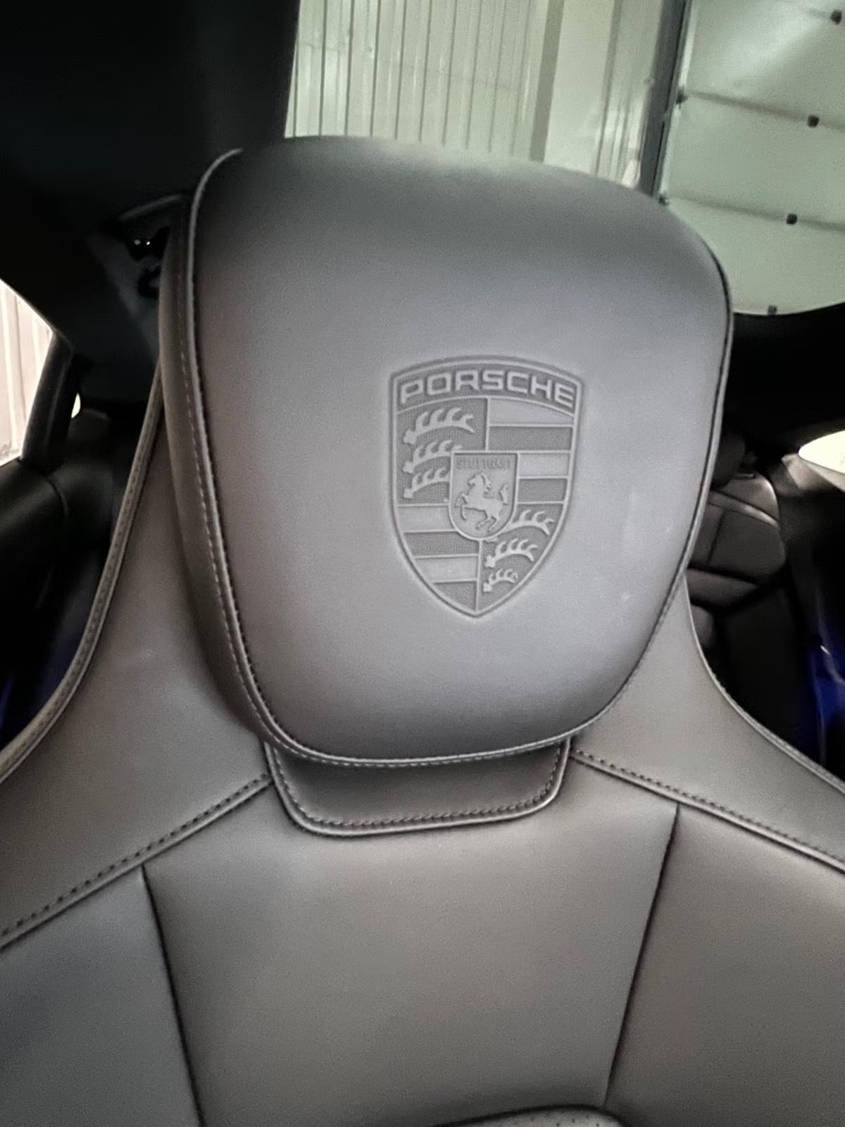 PORSCHE TAYCAN 4S PERFORMANCE PLUS - Image 17