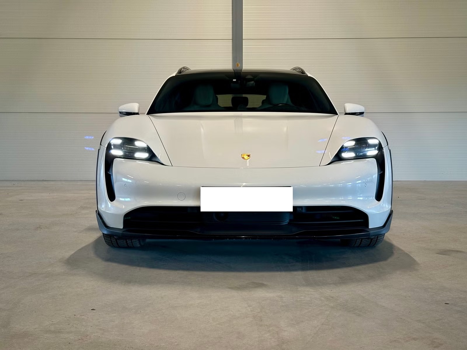 PORSCHE TAYCAN 4S PERFORMANCE PLUS - Image 3