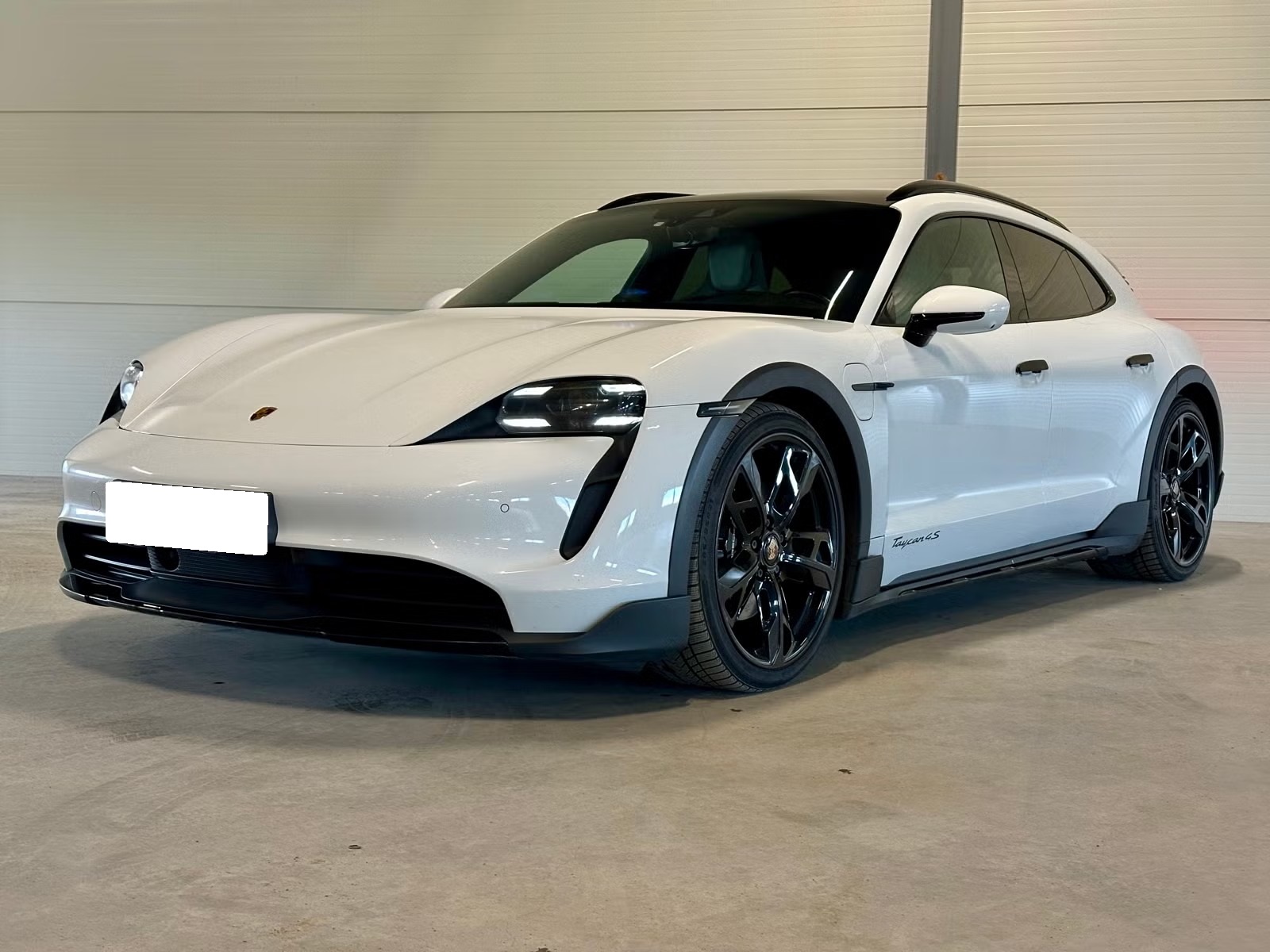 PORSCHE TAYCAN 4S PERFORMANCE PLUS - Image 12