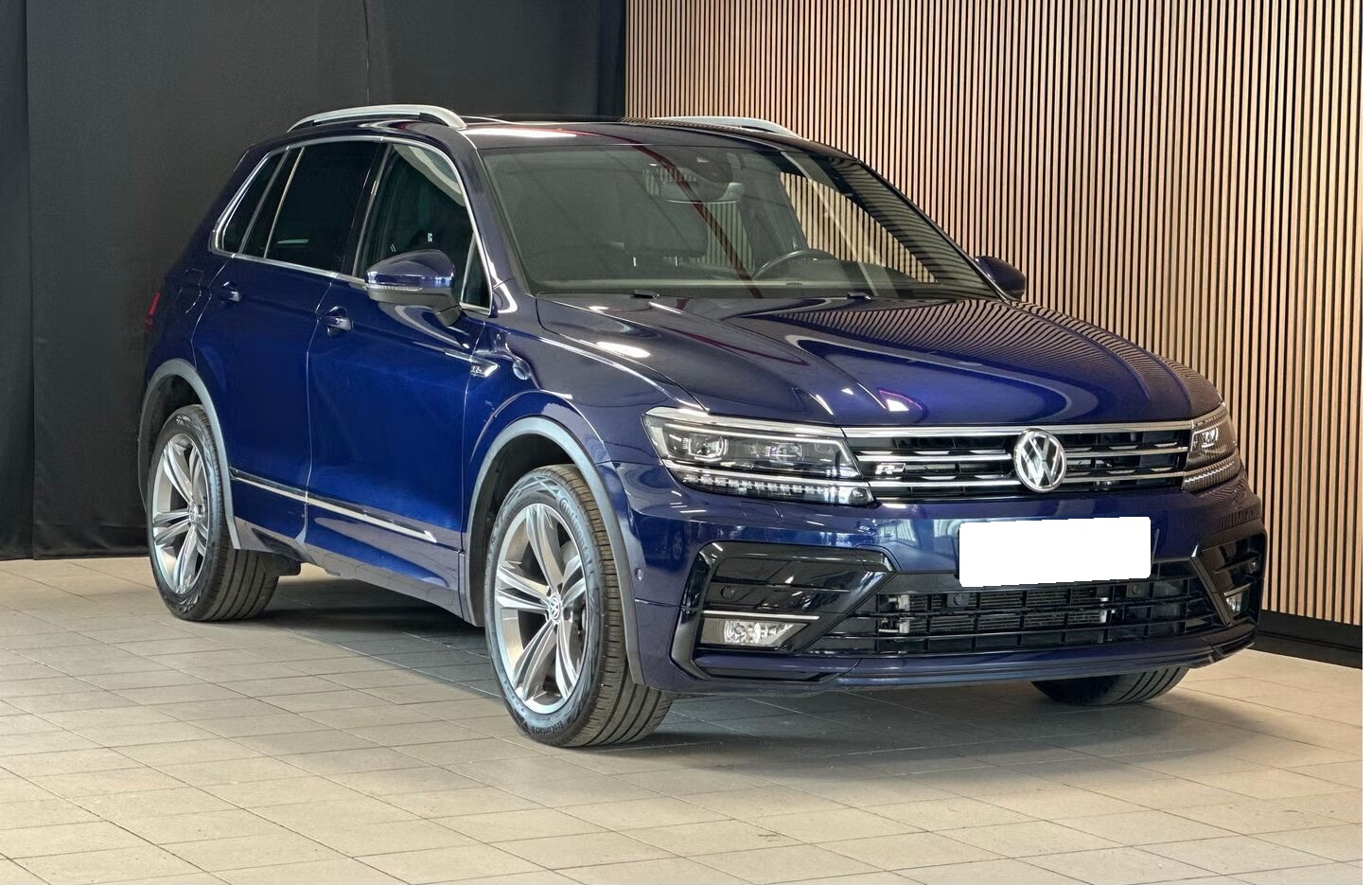 VOLKSWAGEN TIGUAN 2.0 TDI 190 4MOTION DSG7 R LINE
