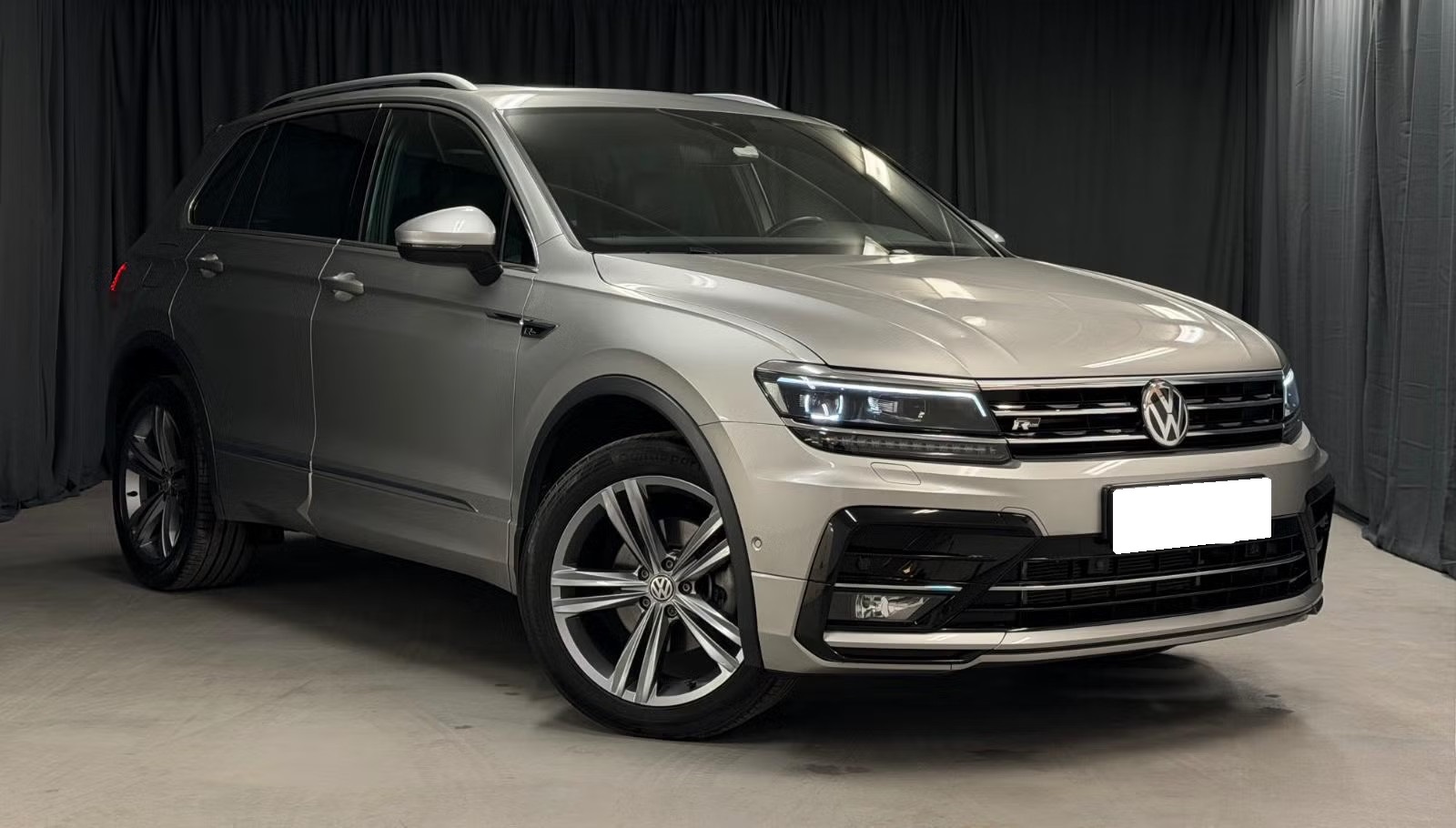 VOLKSWAGEN TIGUAN 2.0 TDI 150 4MOTION R LINE - Image 2