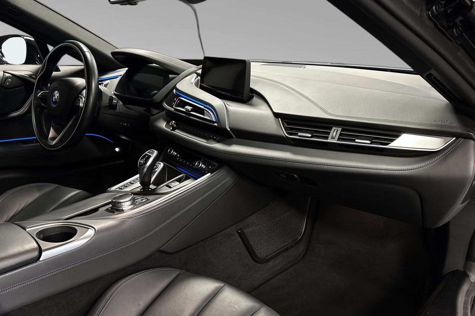 BMW i8 I (I12) PURE IMPULSE - Image 20