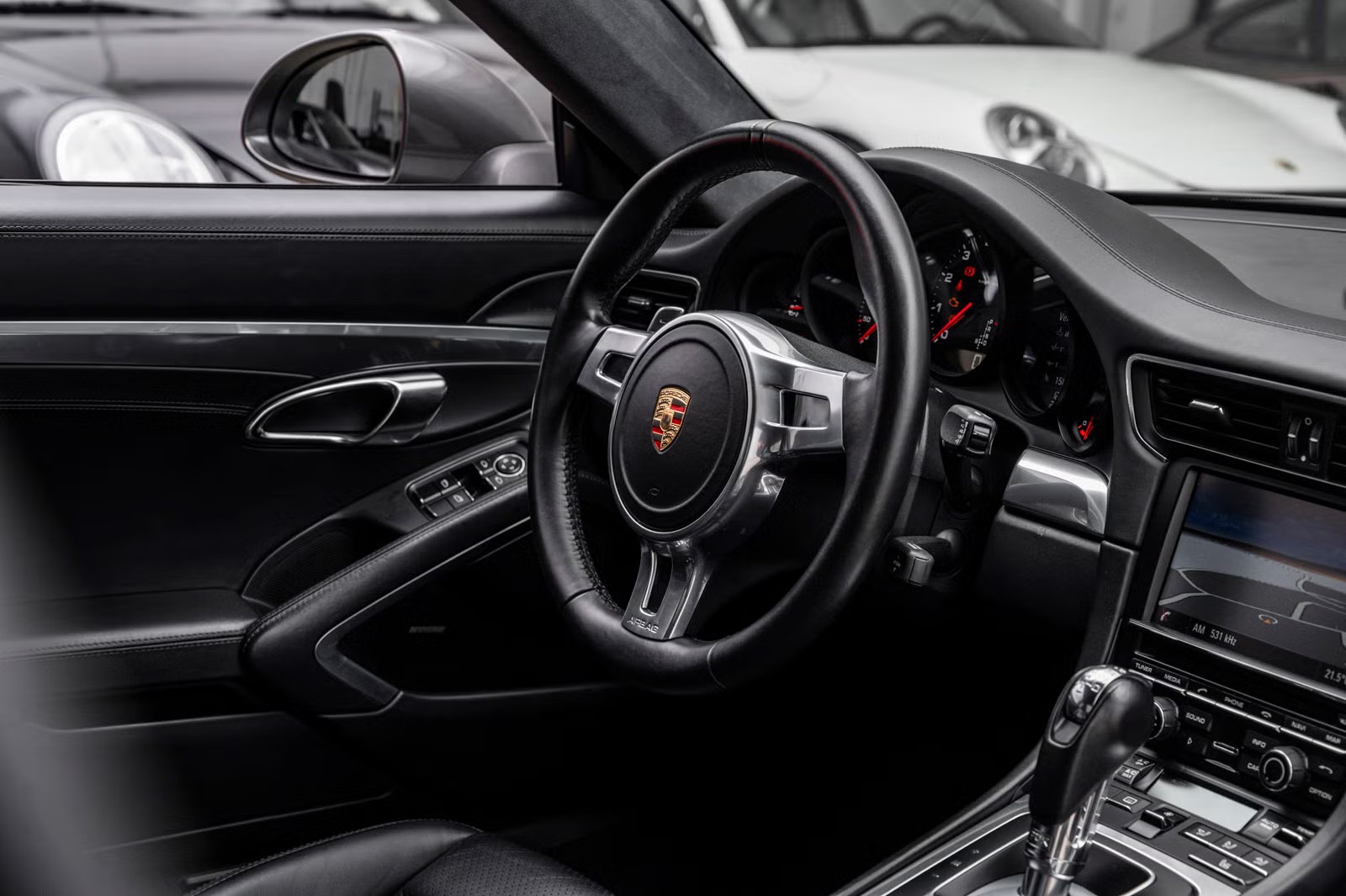 PORSCHE 911 COUPE CARRERA 4S PDK - Image 12
