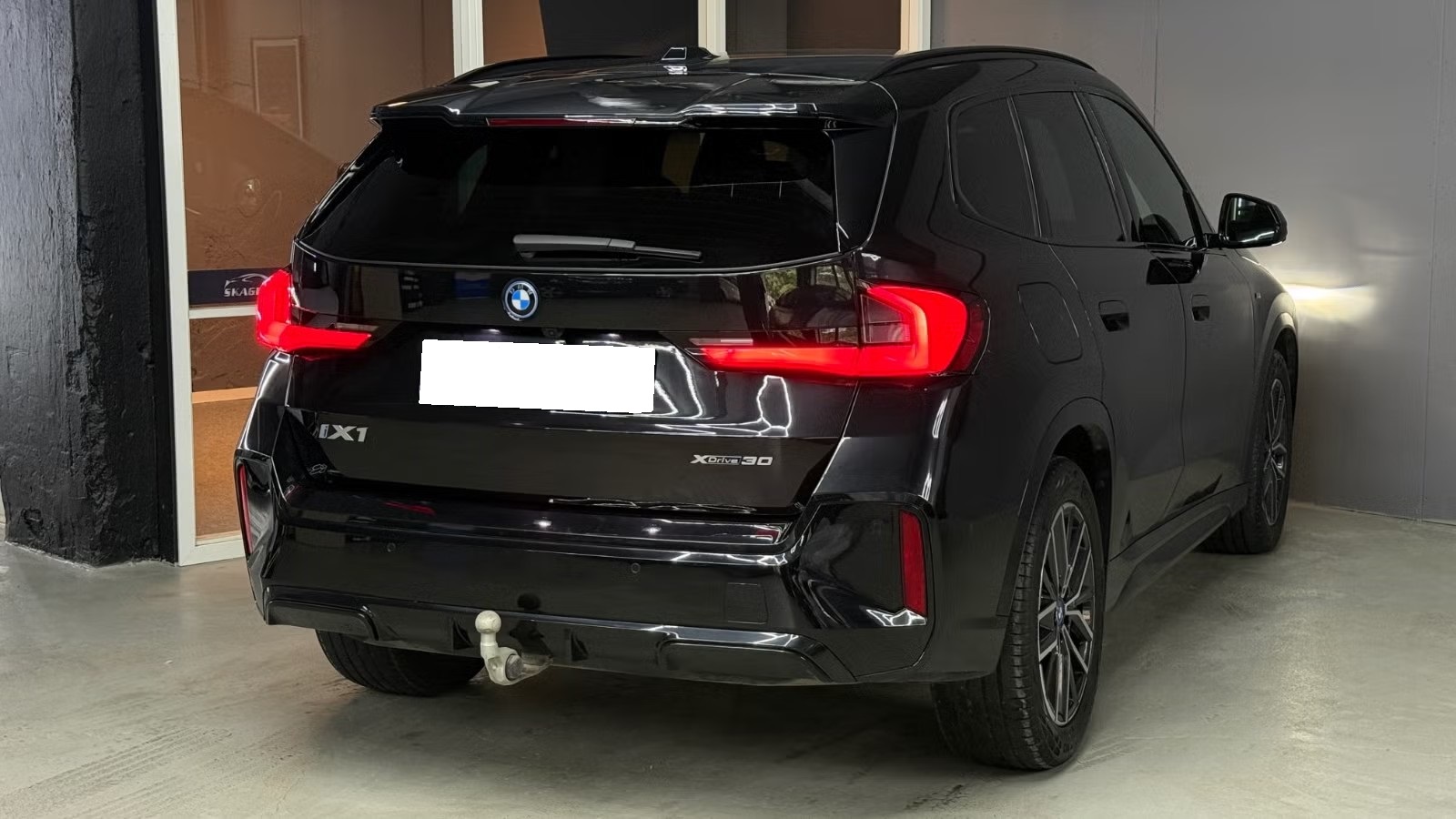 BMW iX1 XDRIVE30 M SPORT FULLY CHARGED - Image 2