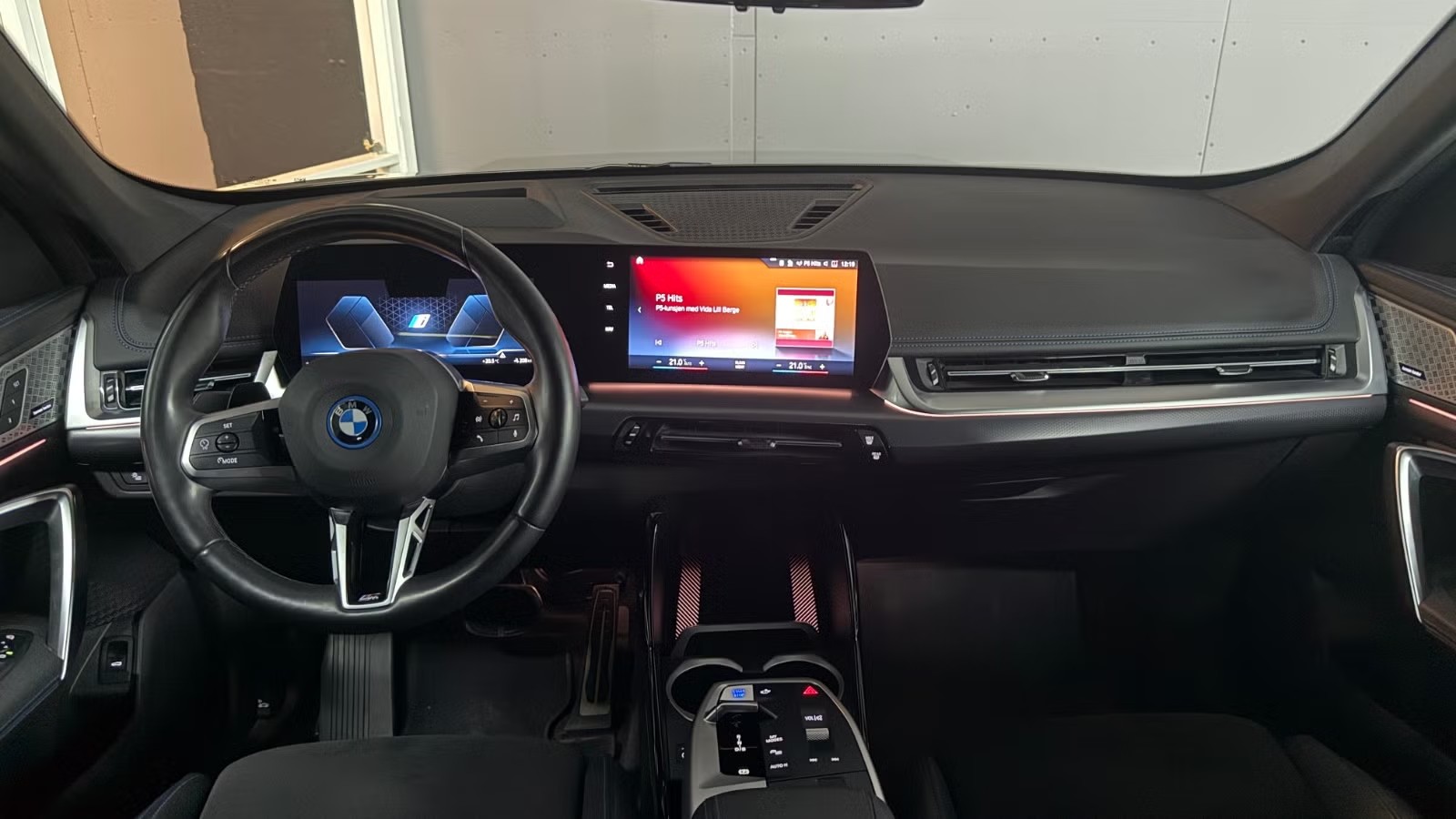 BMW iX1 XDRIVE30 M SPORT FULLY CHARGED - Image 10