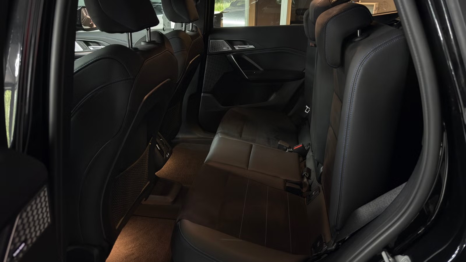 BMW iX1 XDRIVE30 M SPORT FULLY CHARGED - Image 12