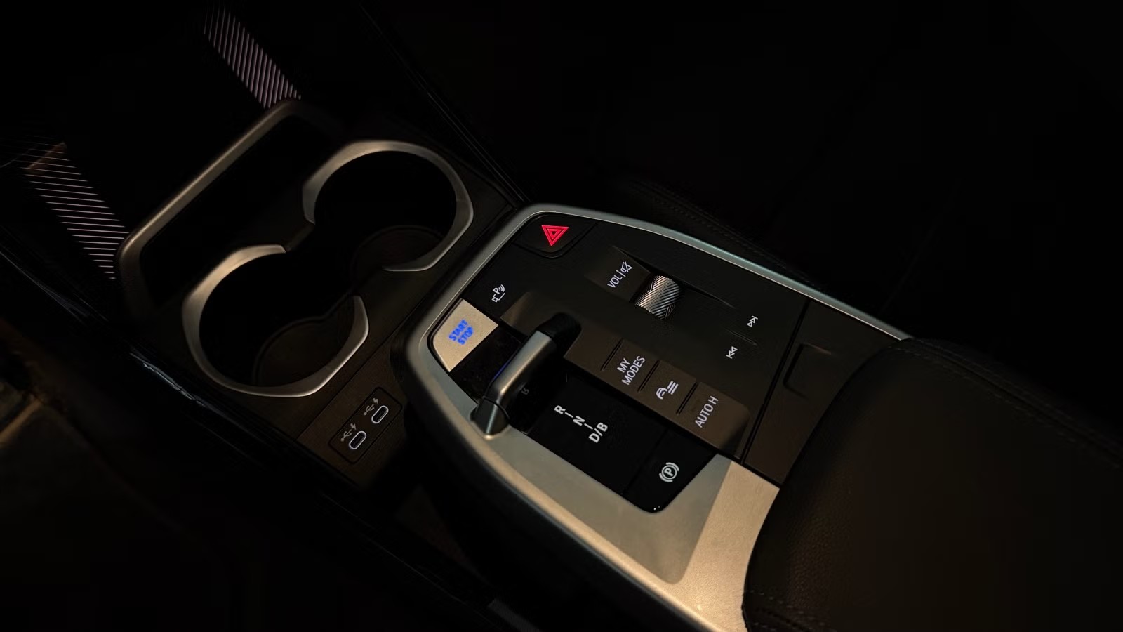 BMW iX1 XDRIVE30 M SPORT FULLY CHARGED - Image 16