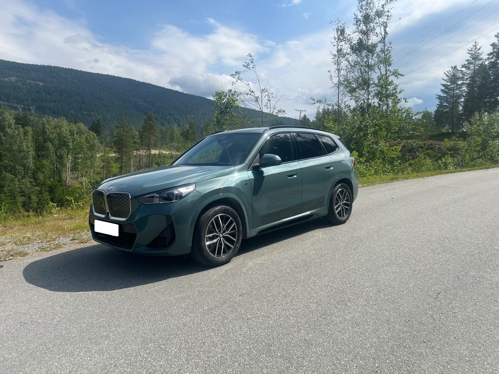 BMW iX1 XDRIVE30 M SPORT - Image 4