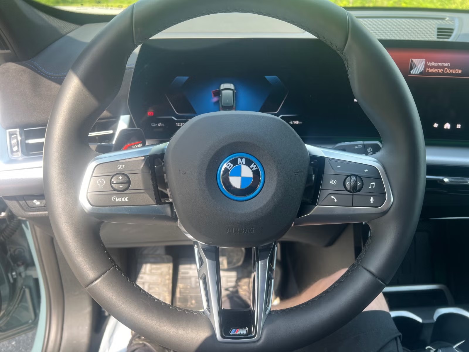 BMW iX1 XDRIVE30 M SPORT - Image 14