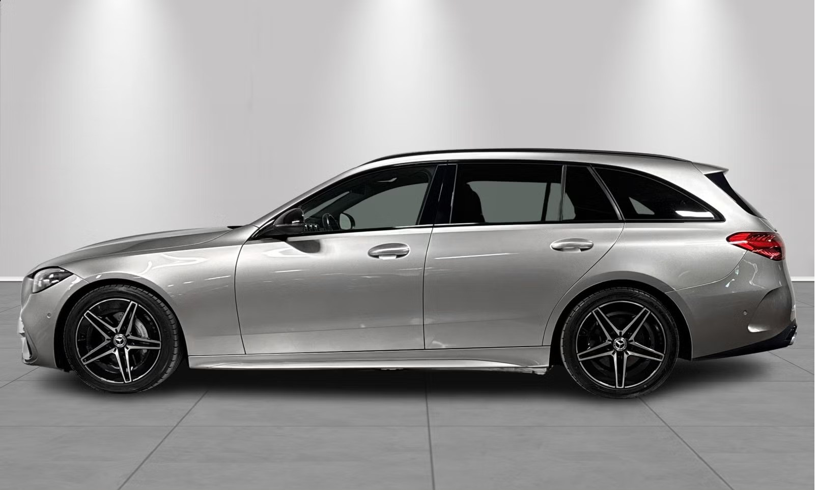 MERCEDES-BENZ C 220 D AMG LINE - Image 2
