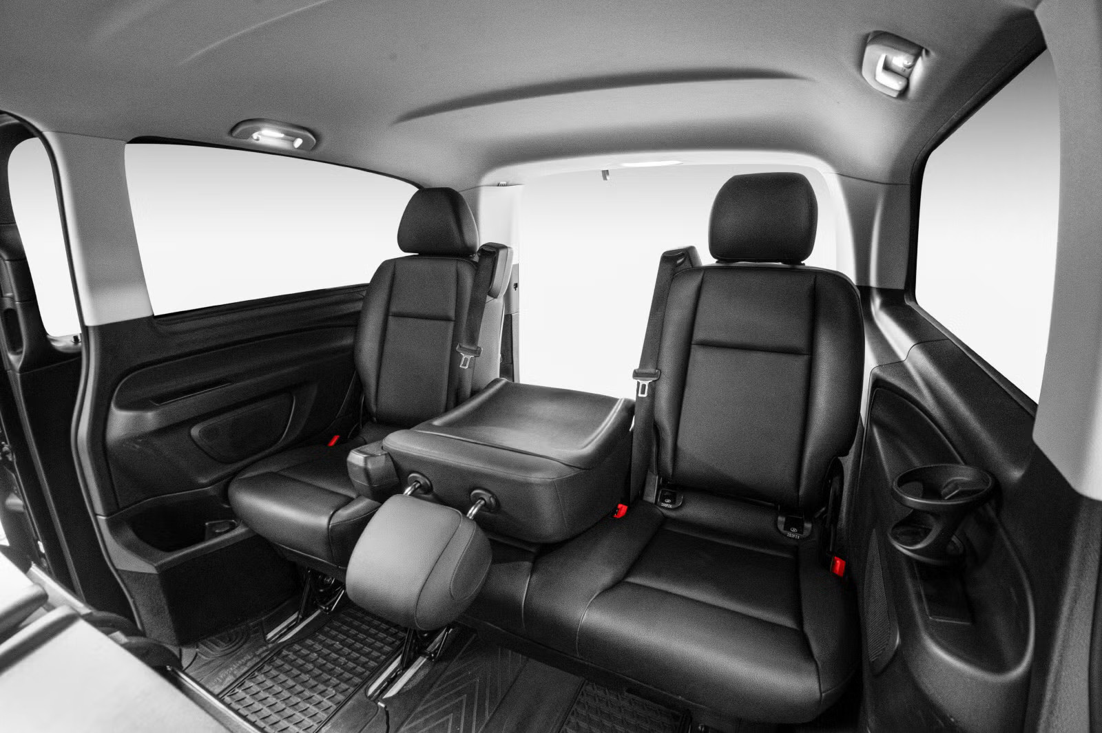 MERCEDES-BENZ VITO TOURER PRO 119 CDi 4-MATIC EXTRA LONGUE - Image 9