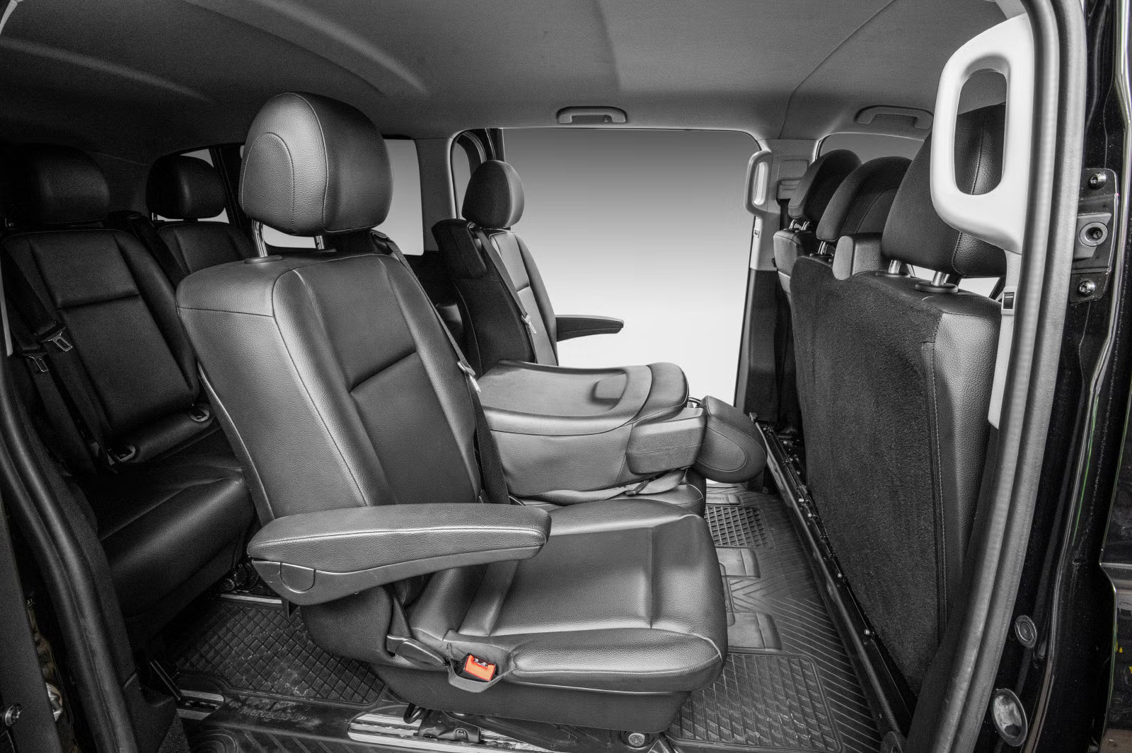 MERCEDES-BENZ VITO TOURER PRO 119 CDi 4-MATIC EXTRA LONGUE - Image 16